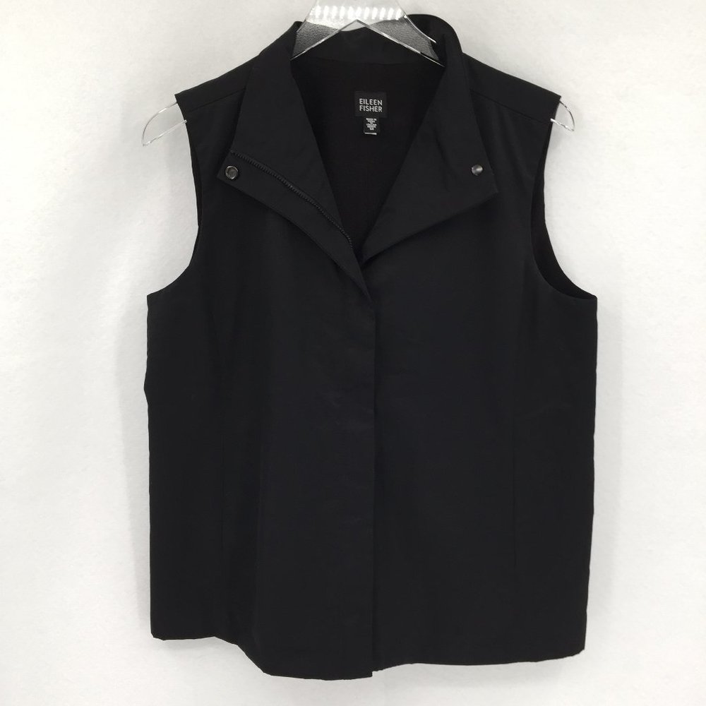 Eileen Fisher nylon fleece lined black zip vest M